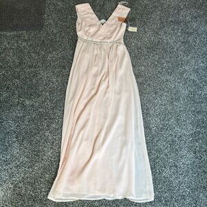 NWT Light pink sleeveless dress, Forever 21, size Small. Never worn.